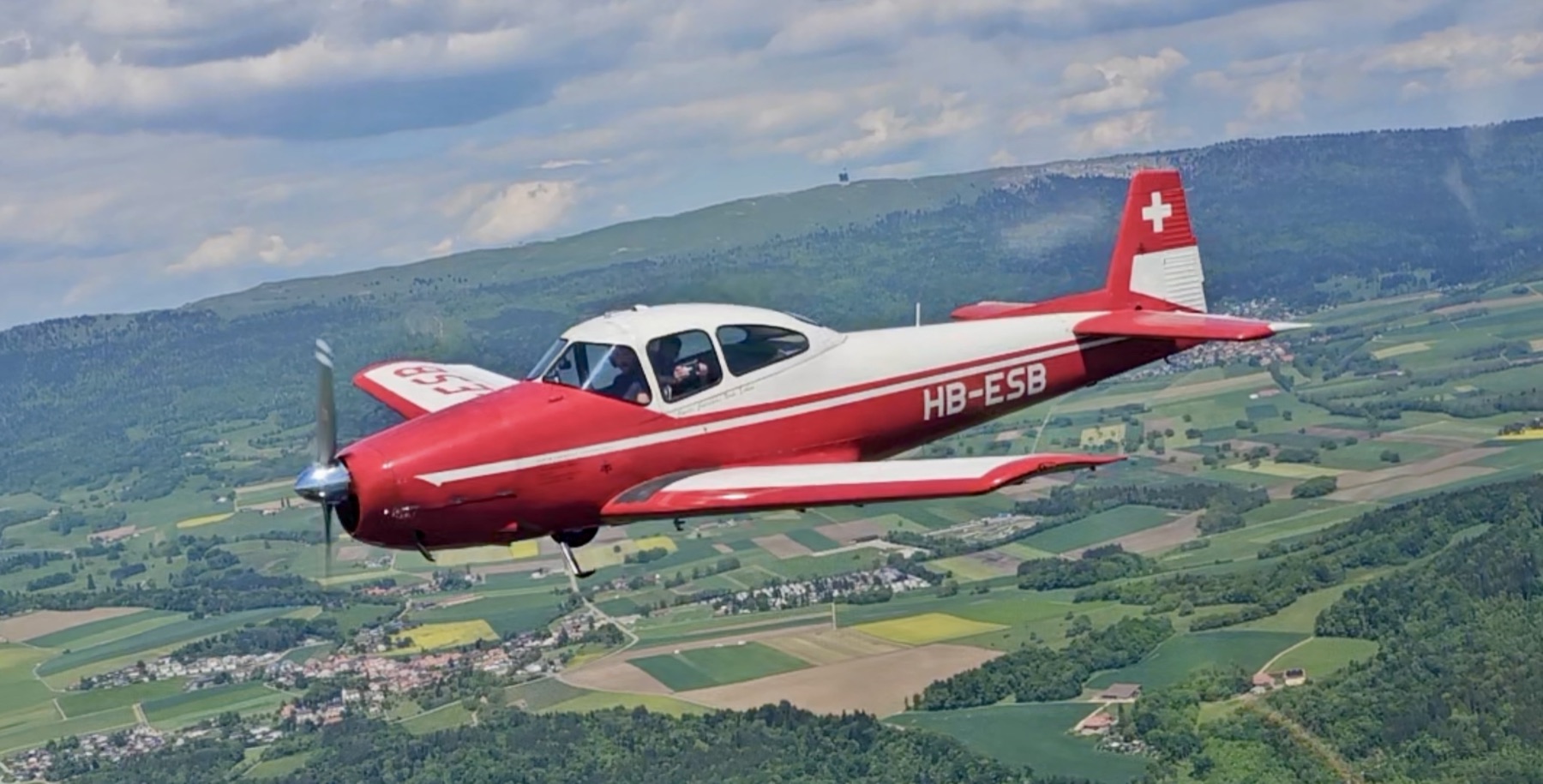 Galerie Navion en vol 25