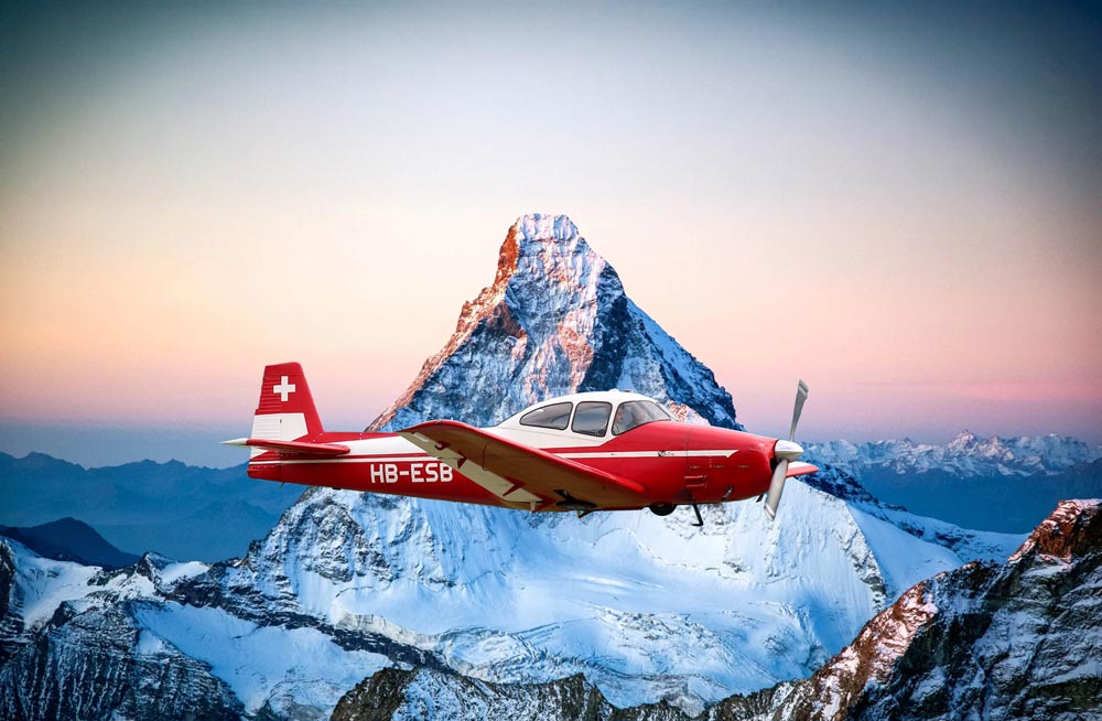 Navion devant le Cervin